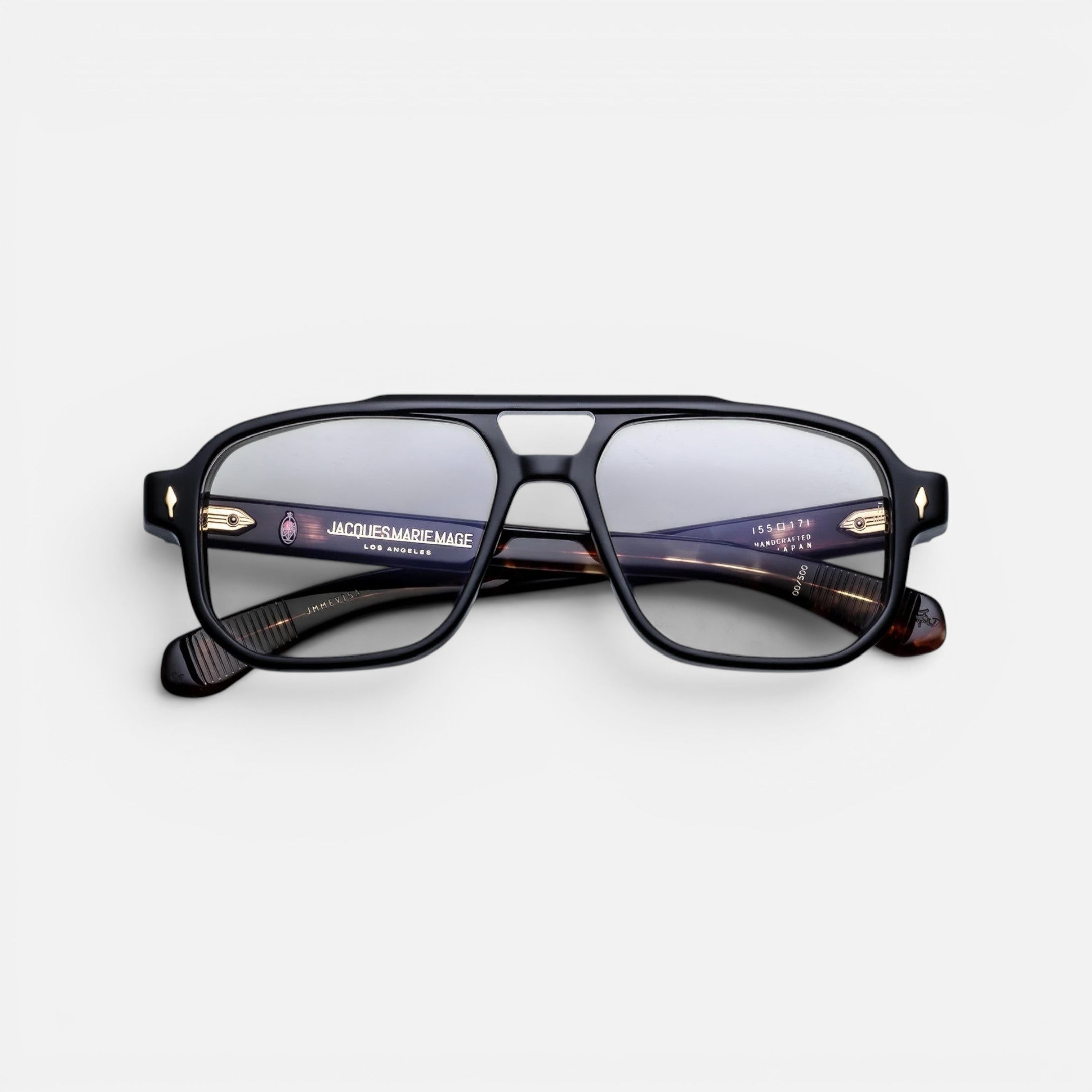 Evans_Noir15_RX_Front_Cropped_5377x3585_dx3ht9
