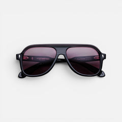Teewinot_Black_Front_Cropped_5377x3585_497c77ce-c9be-4c51-9142-90a6fa10aa26