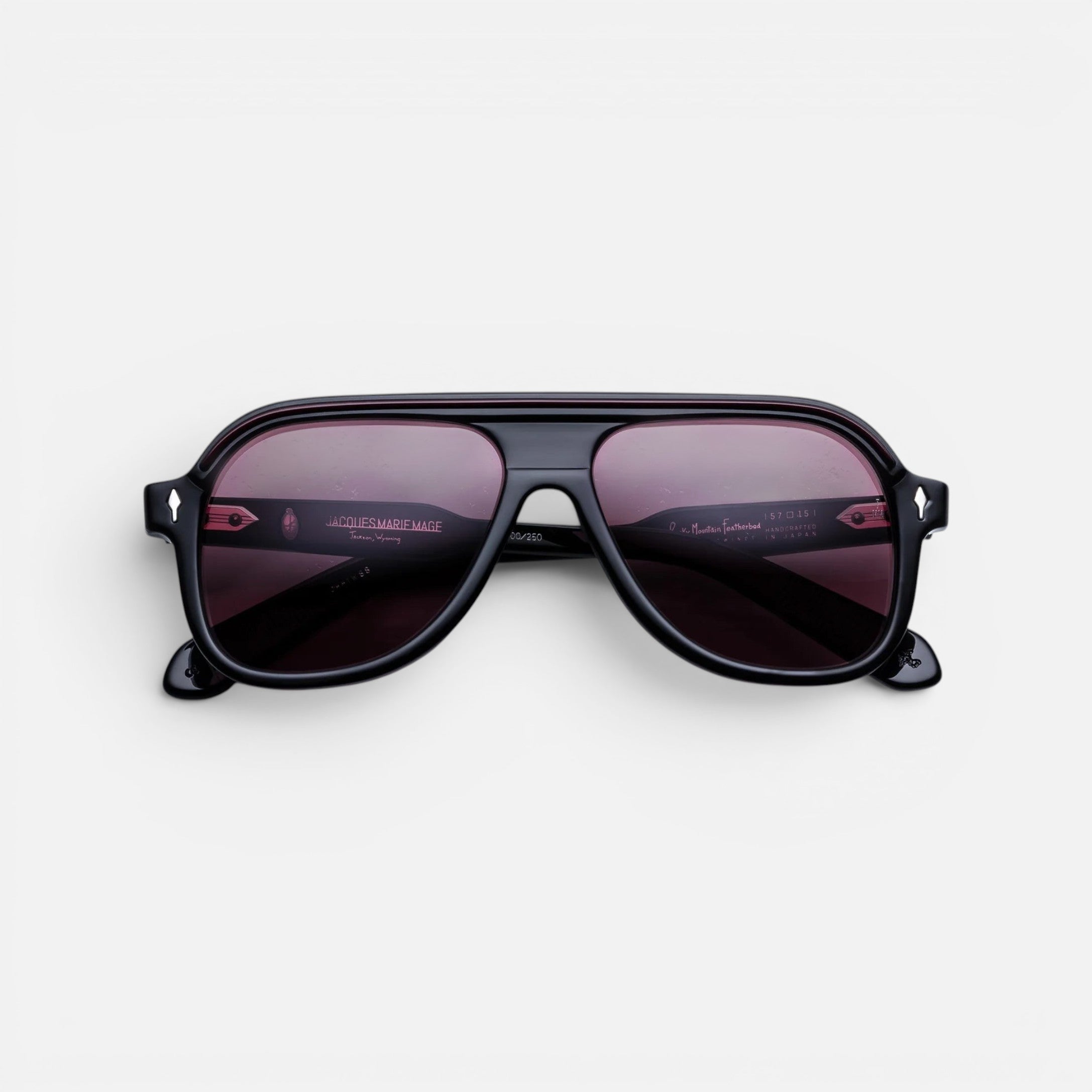 Teewinot_Black_Front_Cropped_5377x3585_497c77ce-c9be-4c51-9142-90a6fa10aa26