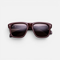 Yves_Bordeaux_Front_Cropped_5377x3585_fnzg8l
